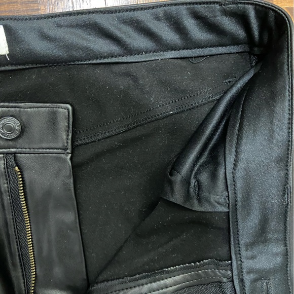 Abercrombie 90s vegan leather pants - Picture 3 of 4